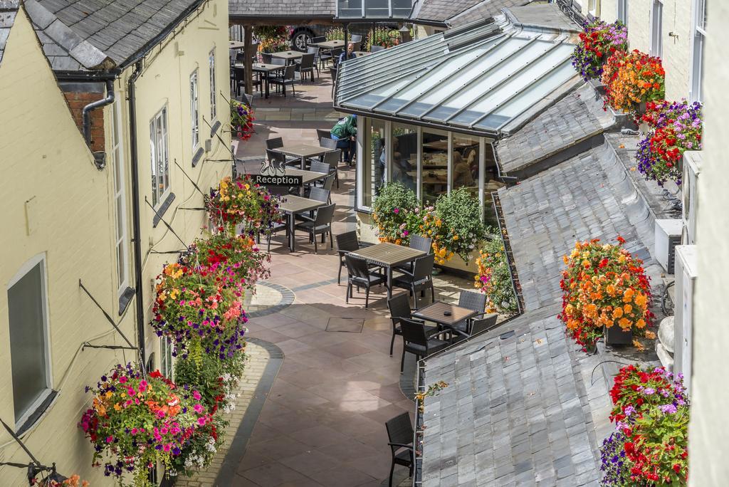 The Three Swans Hotel, Market Harborough, Leicestershire Exterior photo