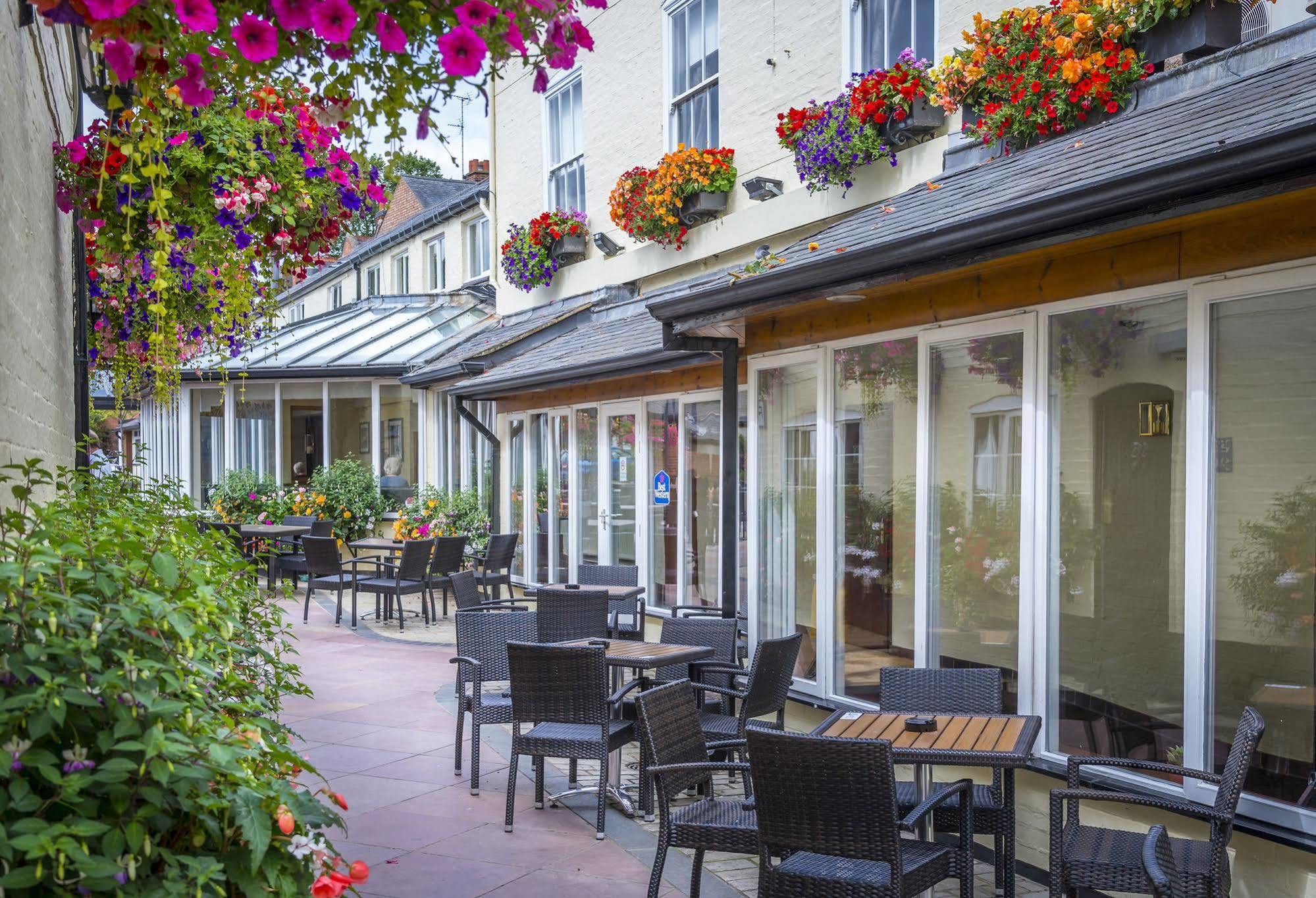 The Three Swans Hotel, Market Harborough, Leicestershire Exterior photo